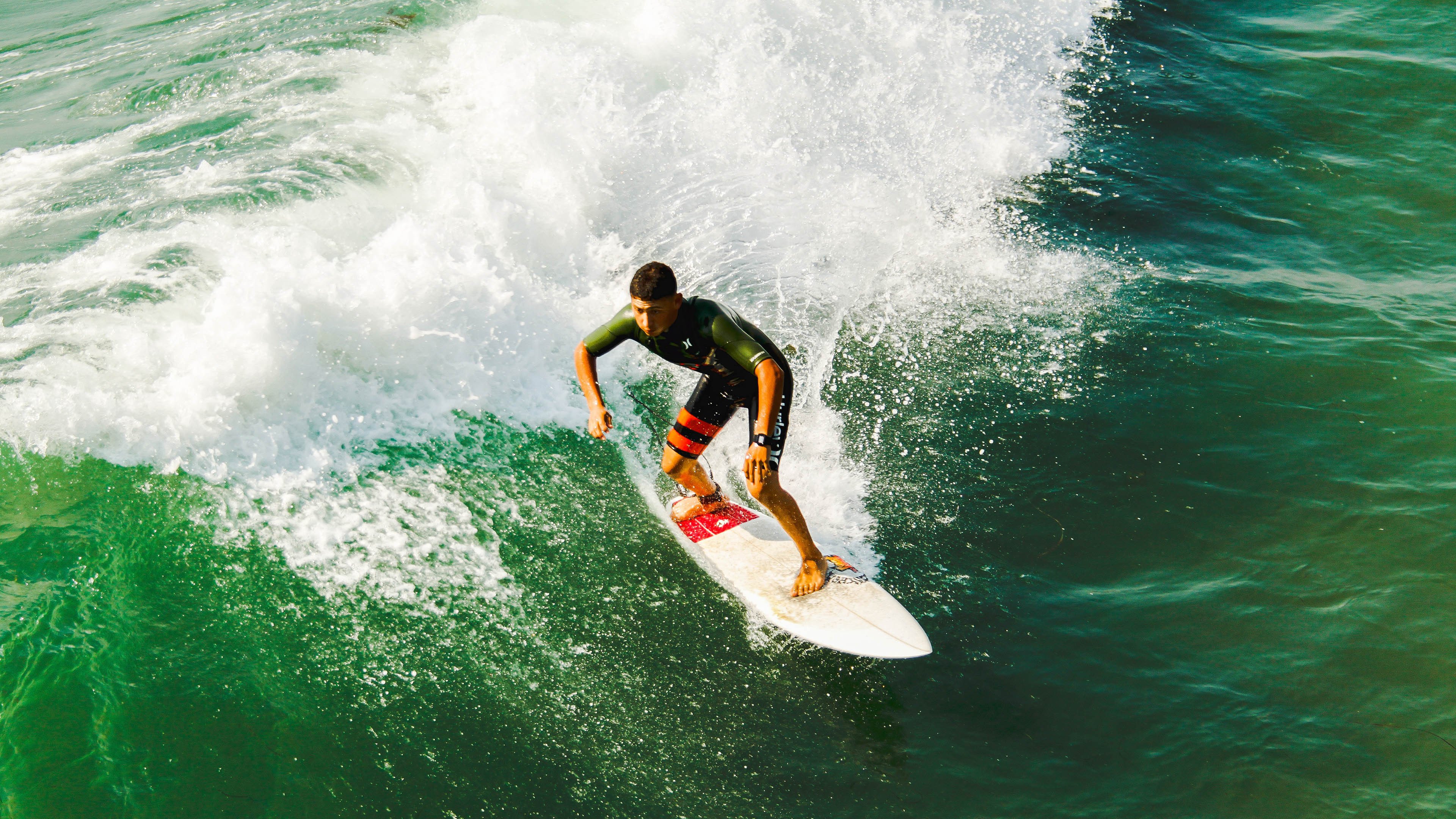 半场比分：56-54，北京队微弱领先，悬念升温！，北京单场比分360